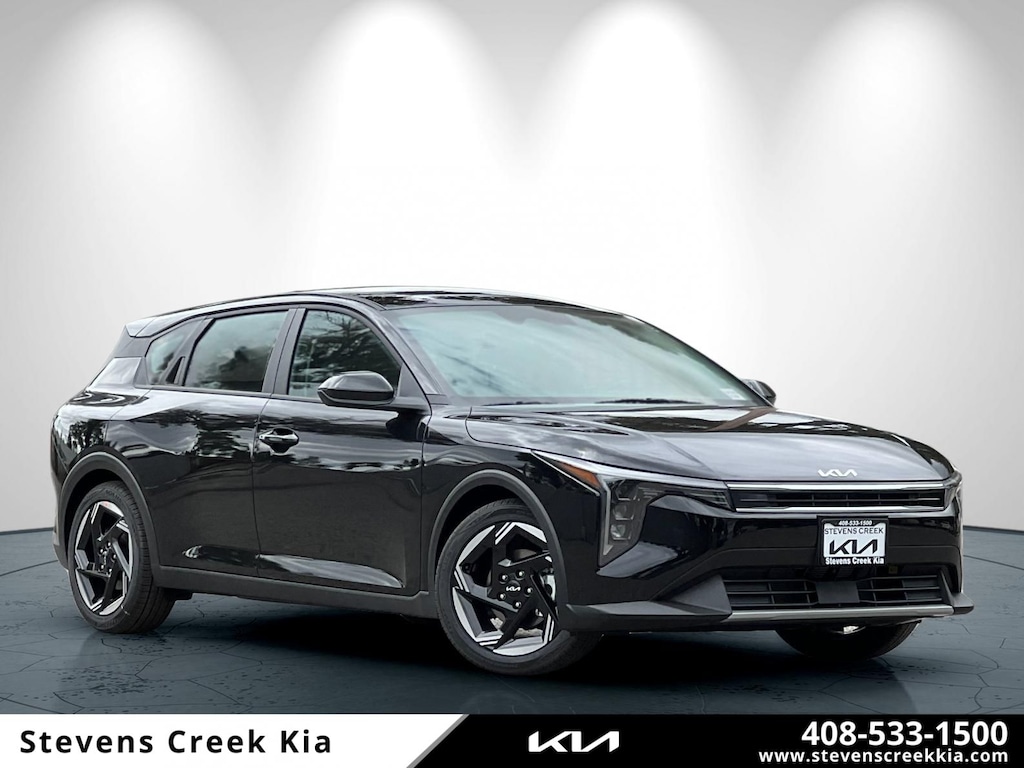 New 2026 Kia K4 EX Hatchback