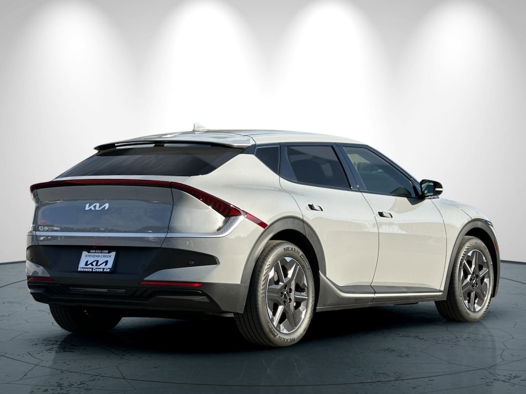 New 2025 Kia EV6 Light SUV