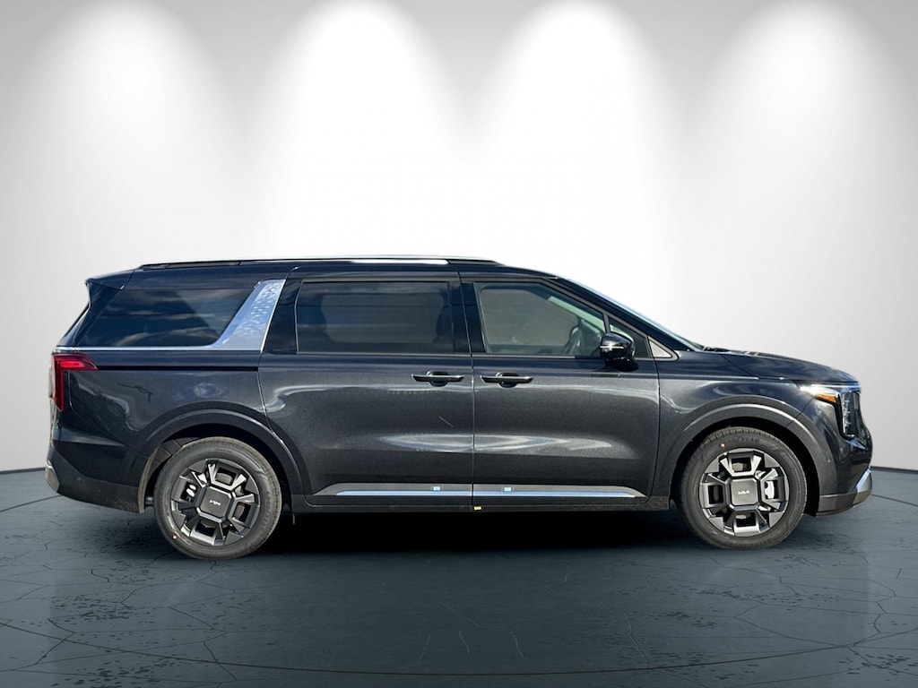 New 2026 Kia Carnival Hybrid SX Minivan/Van