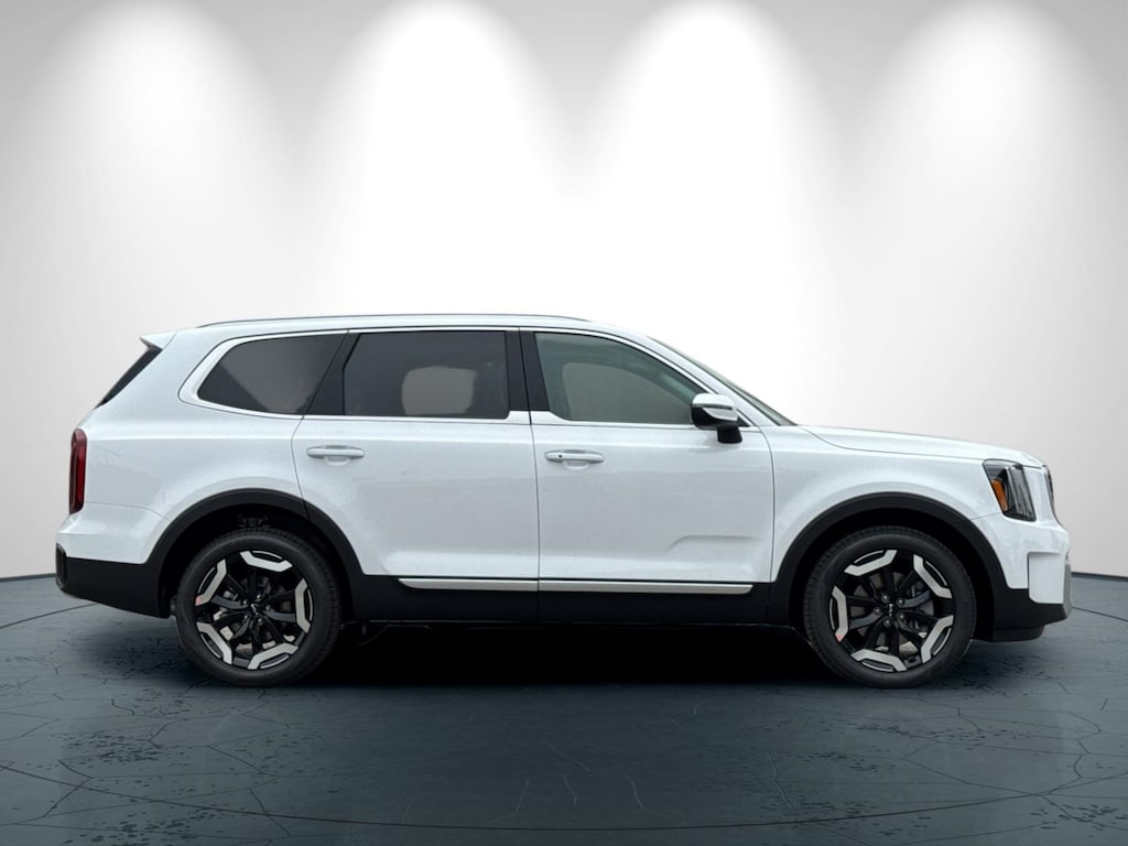 New 2025 Kia Telluride S SUV