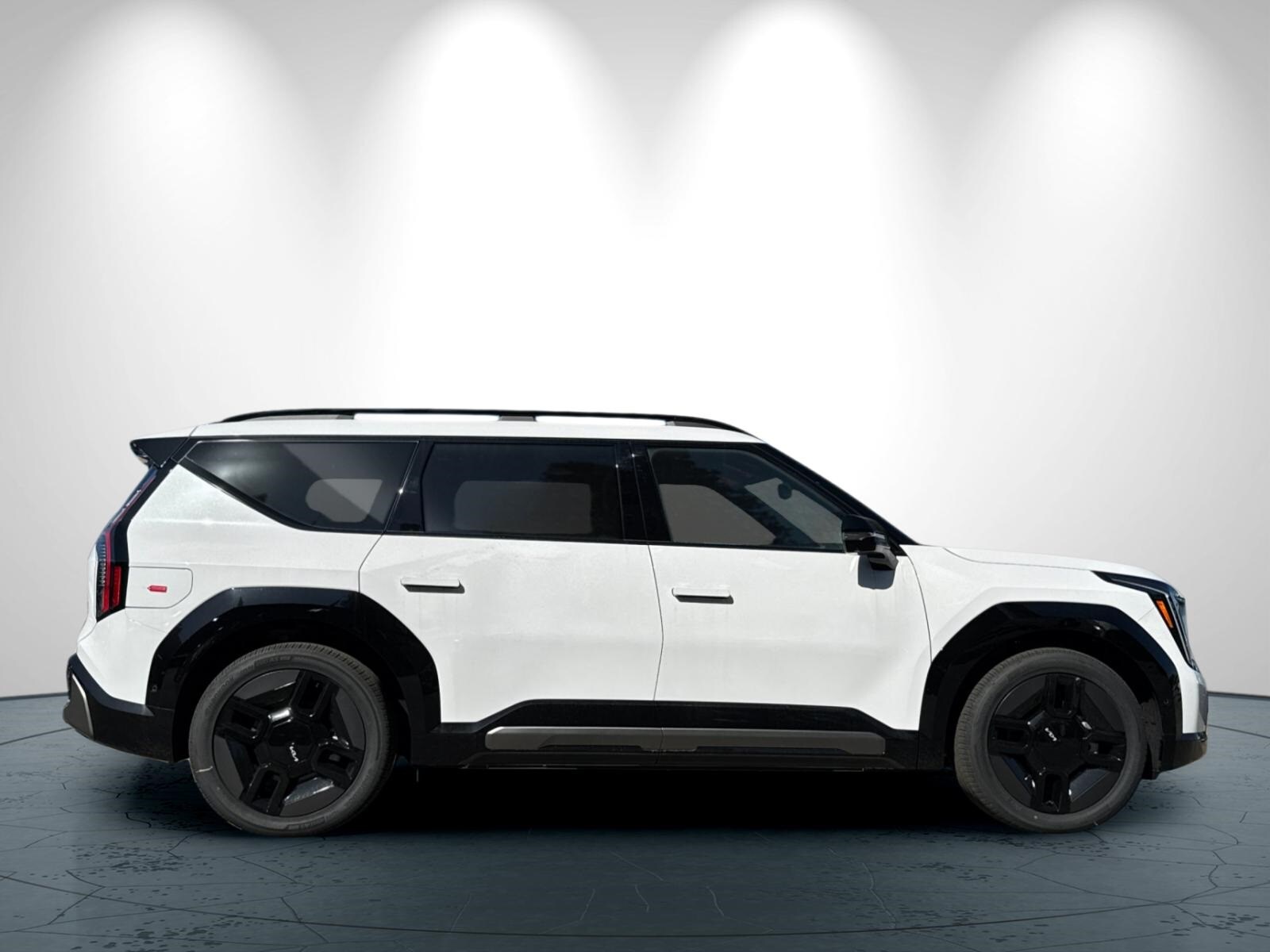 2026 Kia EV9 GT-Line photo 3