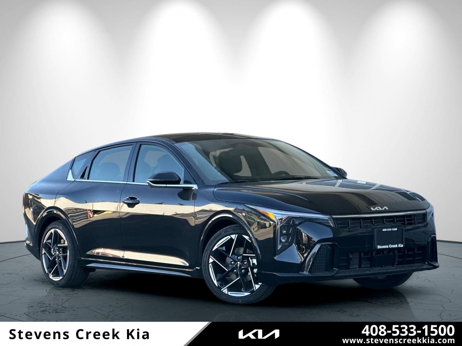 2026 Kia K4 GT-Line AT's photo