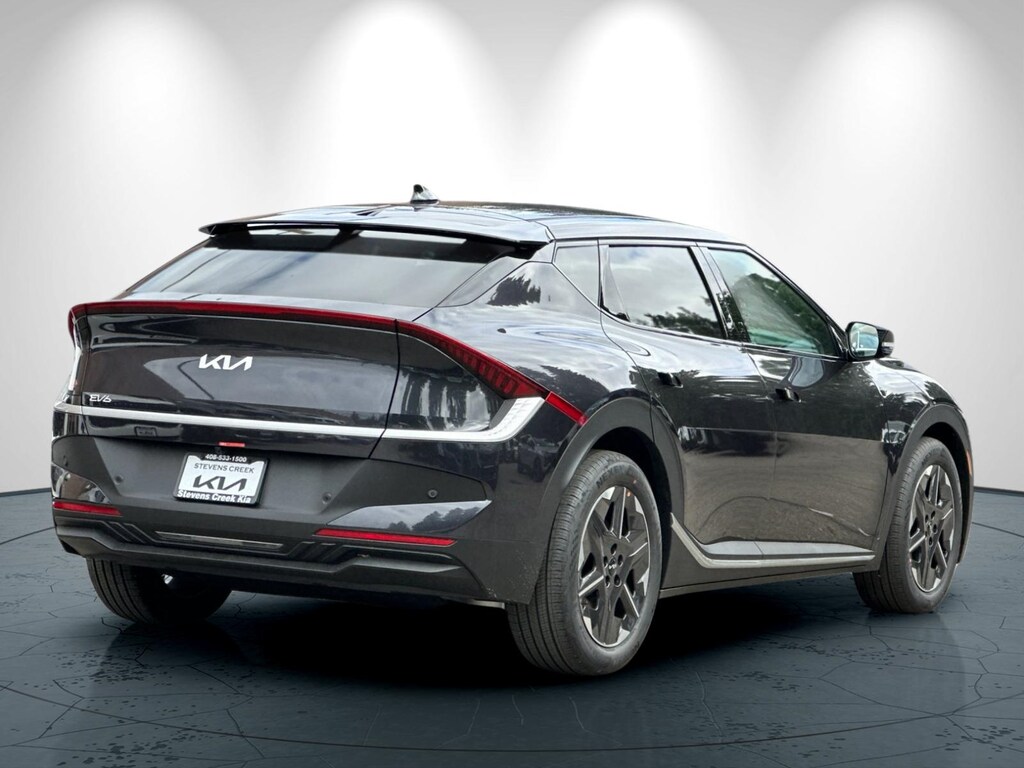 New 2025 Kia EV6 Light SUV