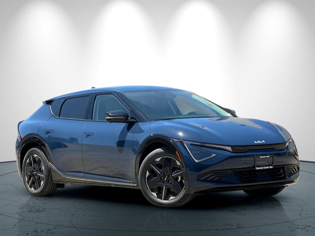 New 2026 Kia EV6 WIND AWD SUV