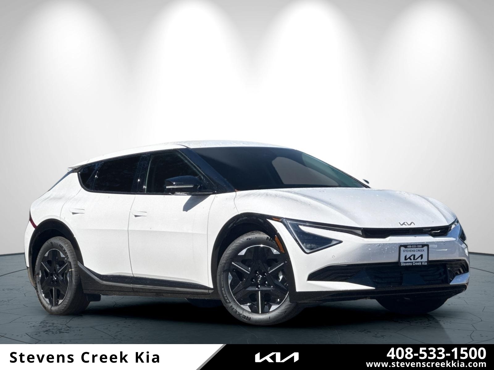 2025 Kia EV6 Wind's photo
