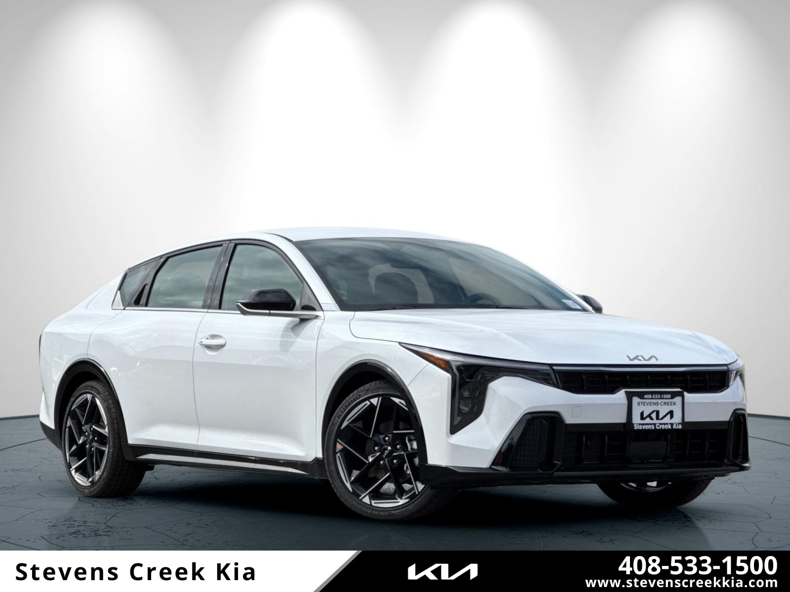 2025 Kia K4 GT-Line's photo