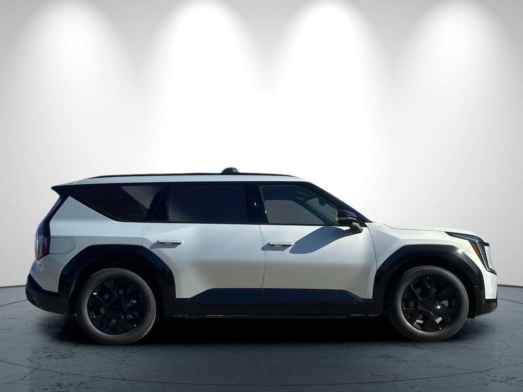 New 2026 Kia EV9 Land SUV