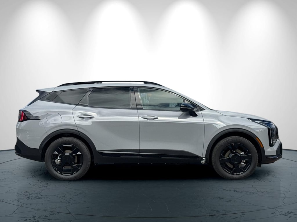 New 2026 Kia Sportage Plug-In Hybrid X-Line SUV