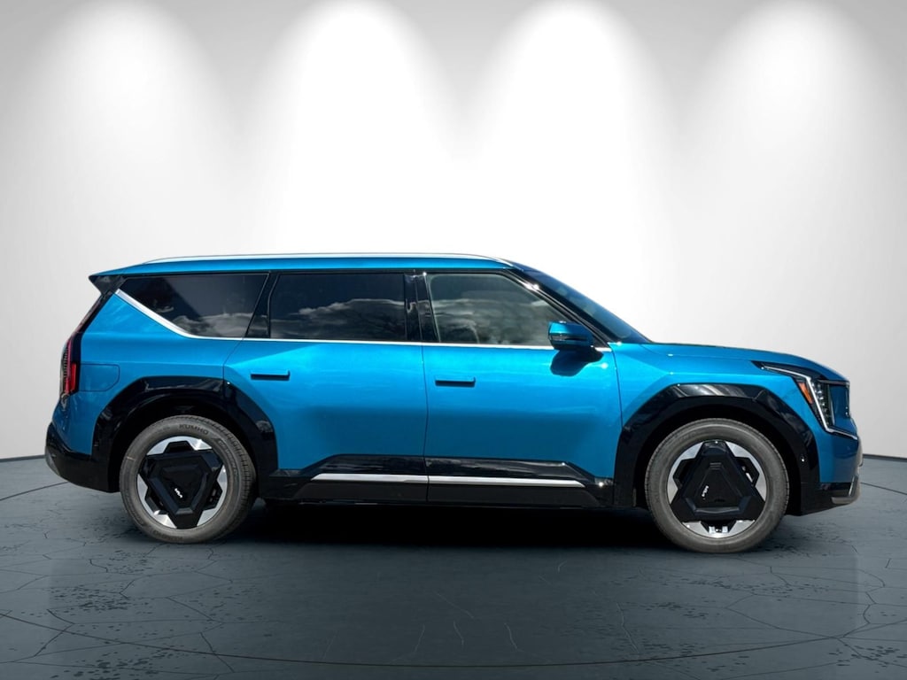 New 2026 Kia EV9 Land SUV