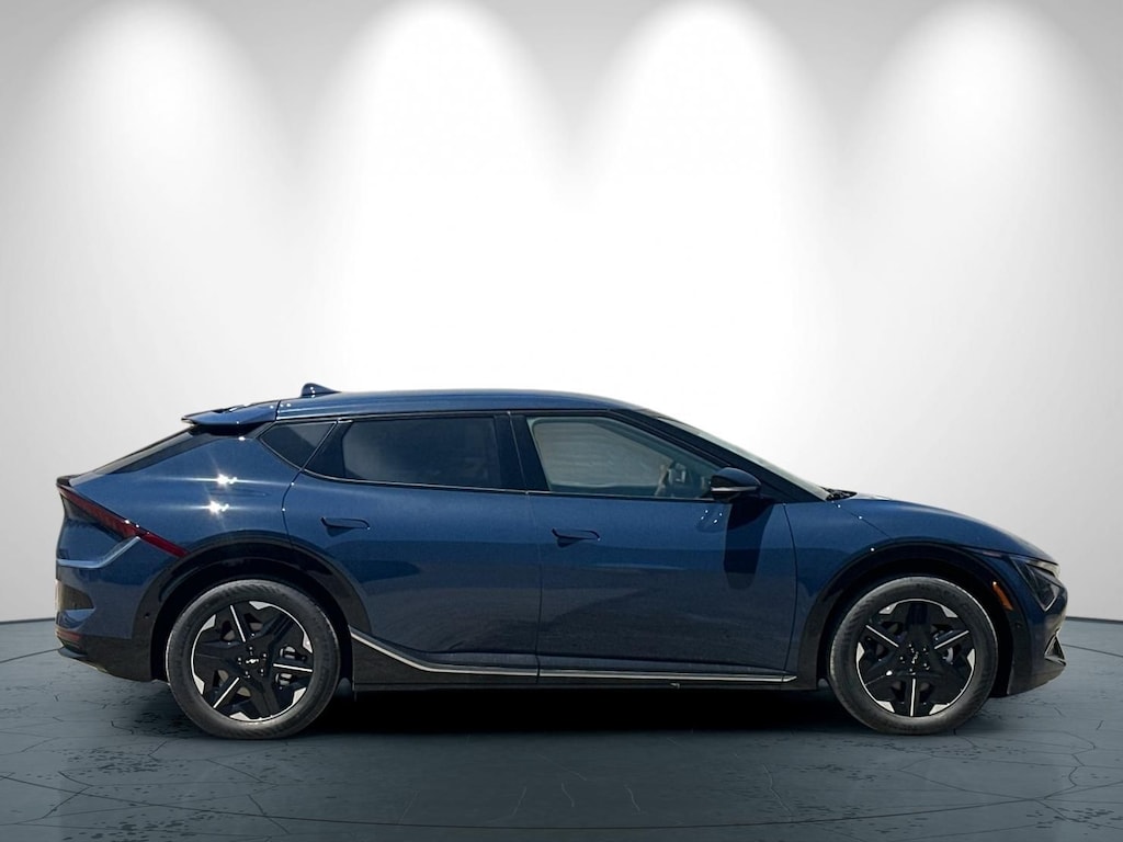 New 2026 Kia EV6 WIND AWD SUV