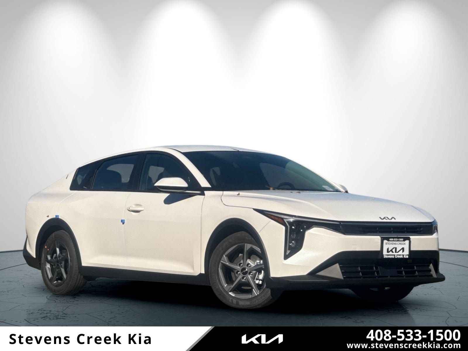 2025 Kia K4 LXS's photo