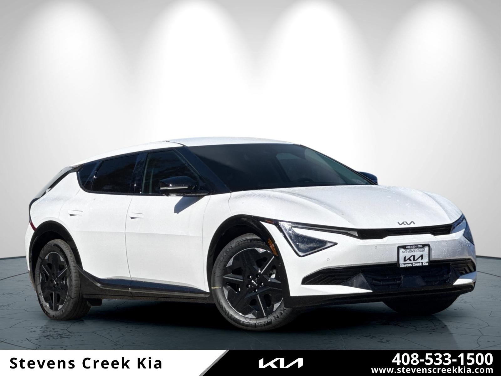 2025 Kia EV6 Wind's photo