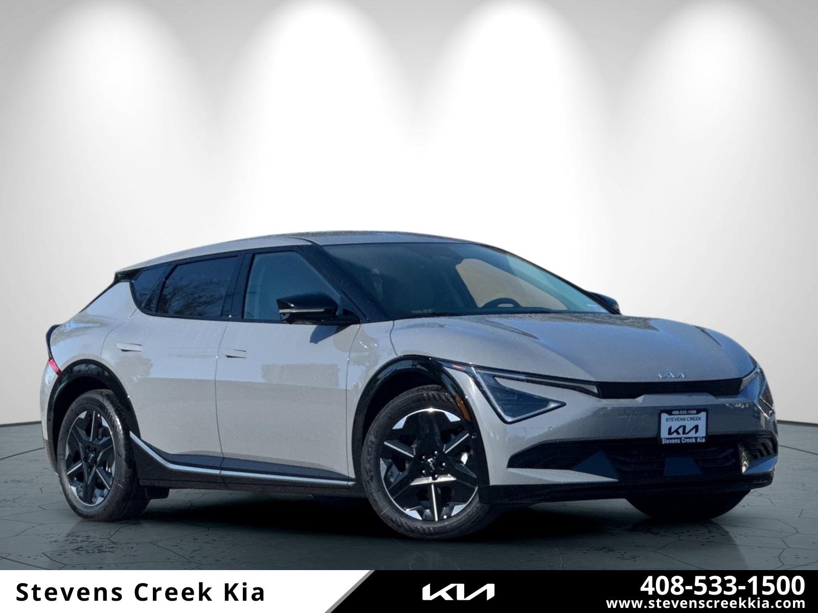 2025 Kia EV6 Wind's photo