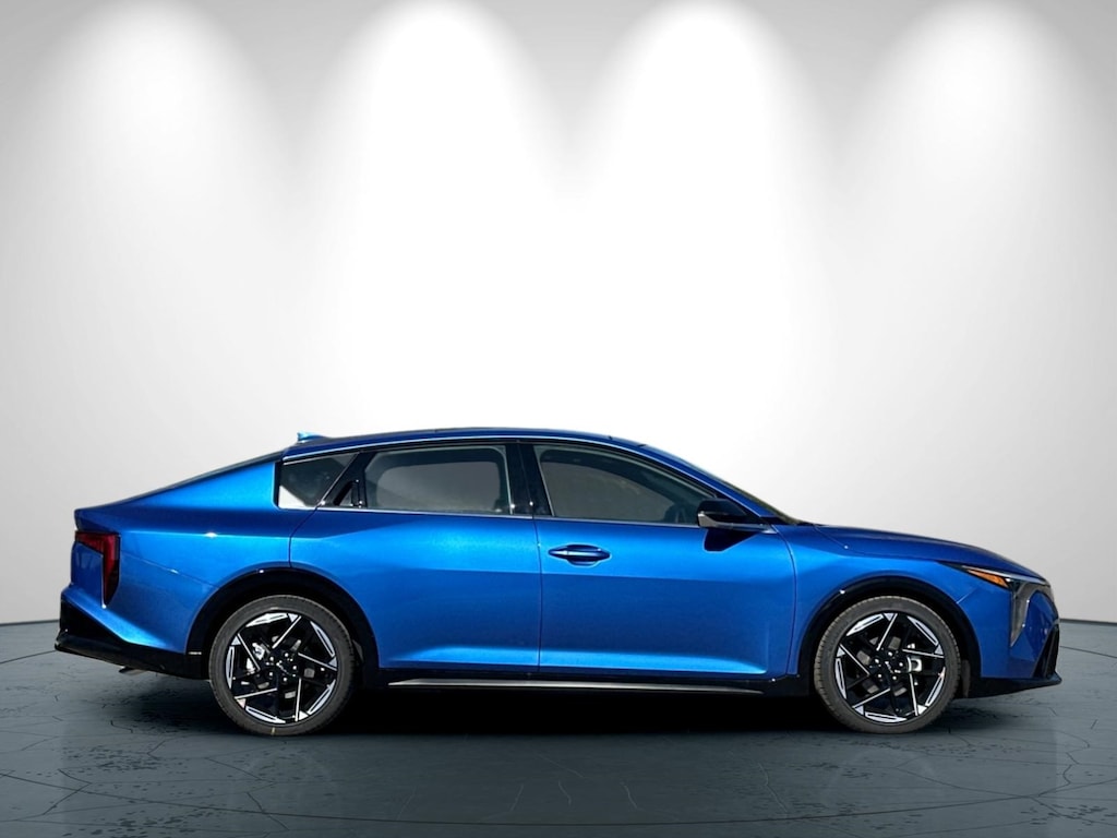 New 2025 Kia K4 GT-Line Sedan