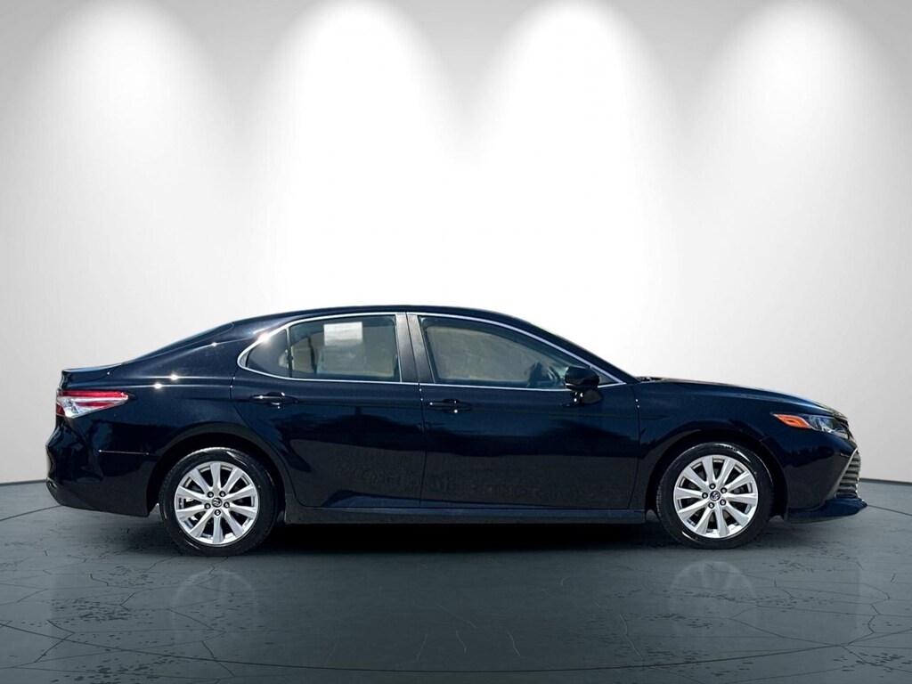 Used 2018 Toyota Camry LE Sedan