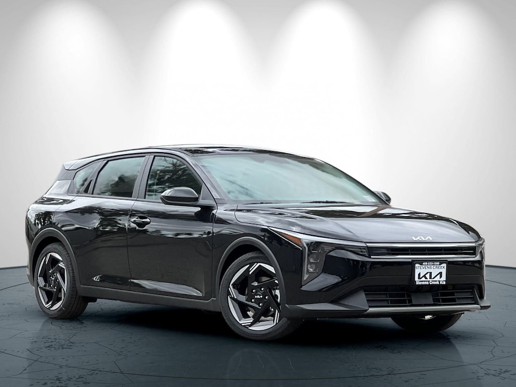 New 2026 Kia K4 EX Hatchback
