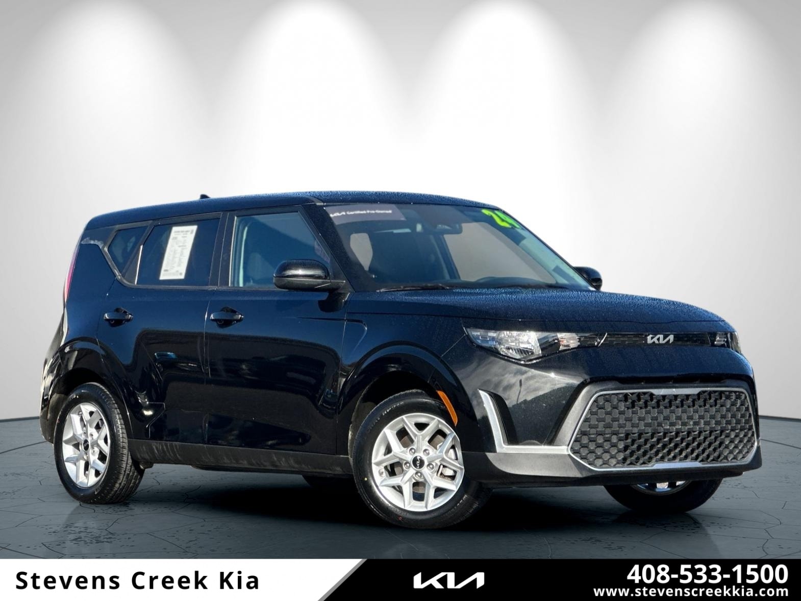 2024 Kia Soul LX's photo