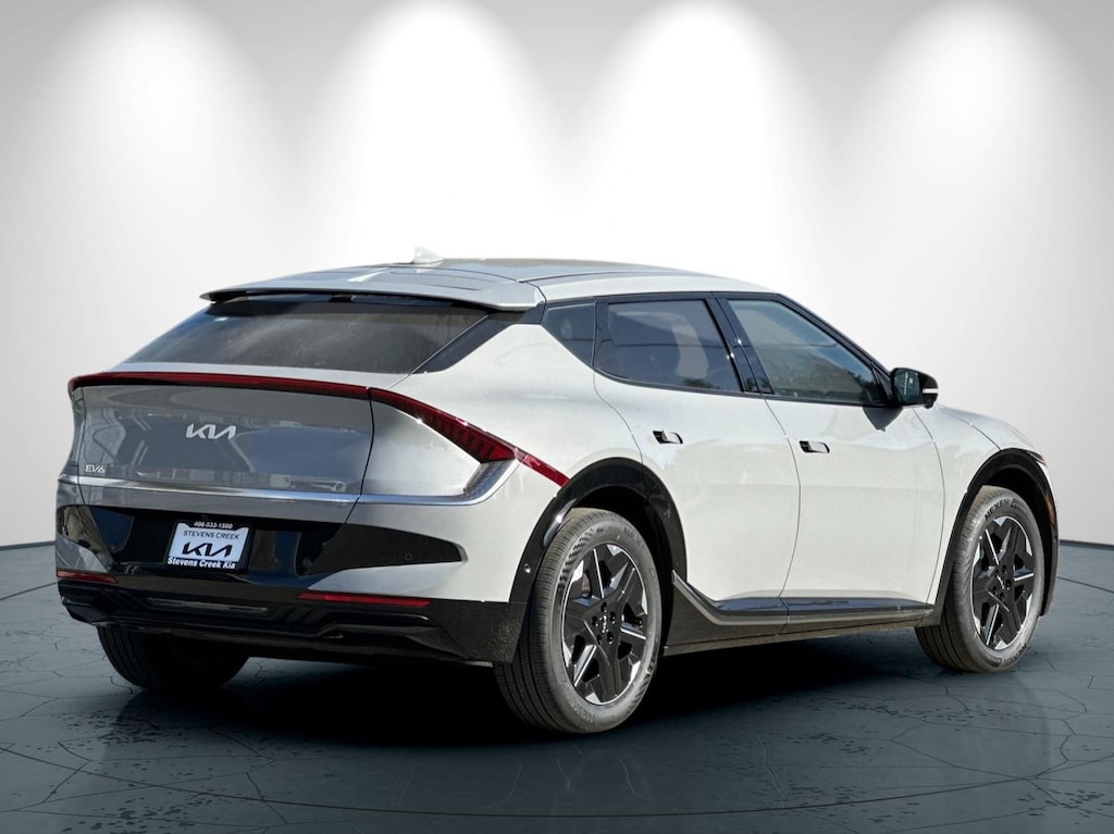 New 2025 Kia EV6 Wind SUV