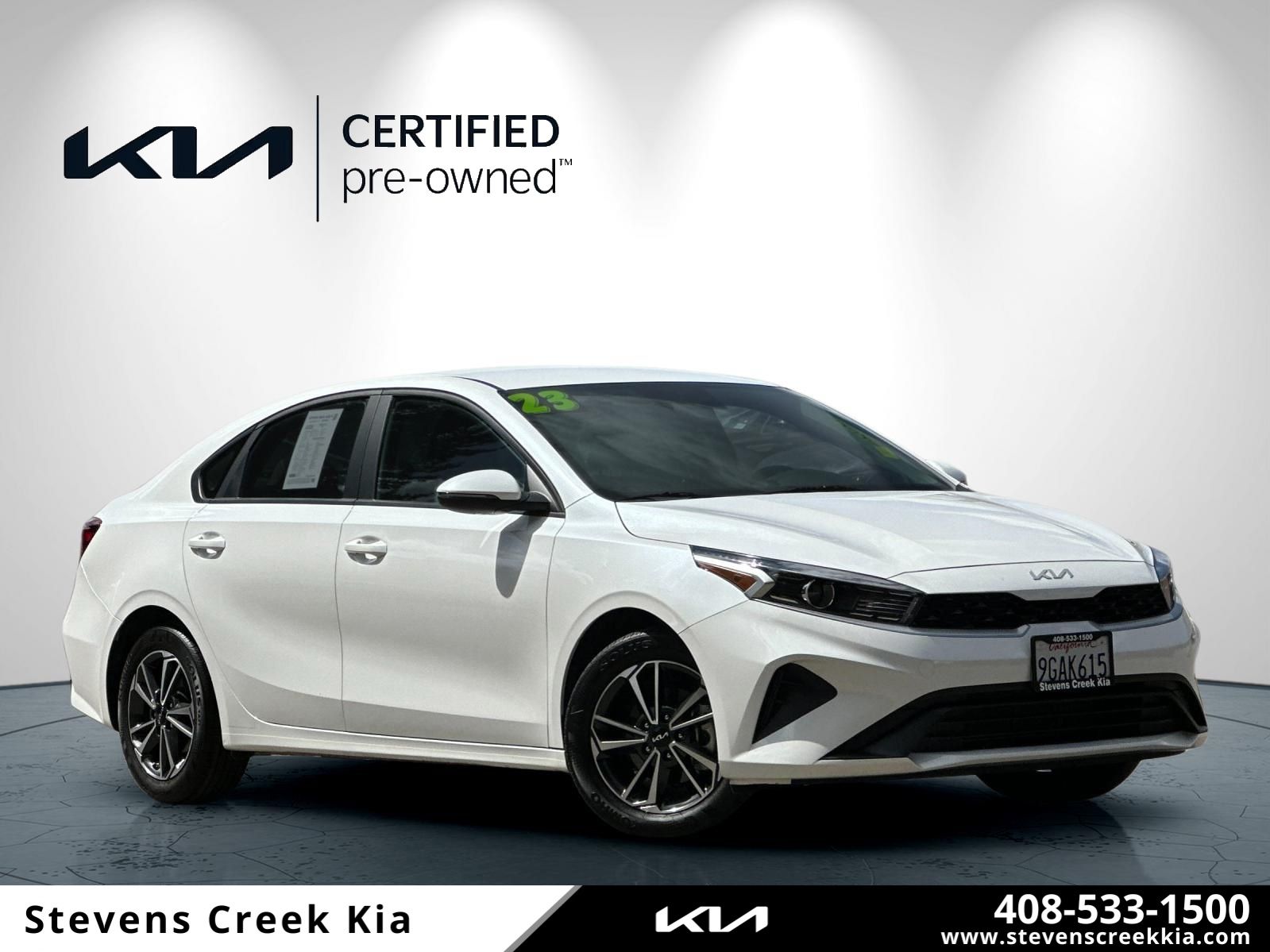 2023 Kia Forte LXS AT's photo