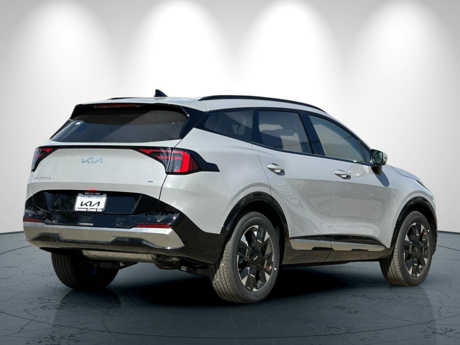 2026 Kia Sportage Hybrid photo 2