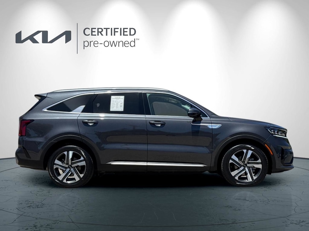 Certified 2023 Kia Sorento Hybrid SX Prestige SUV