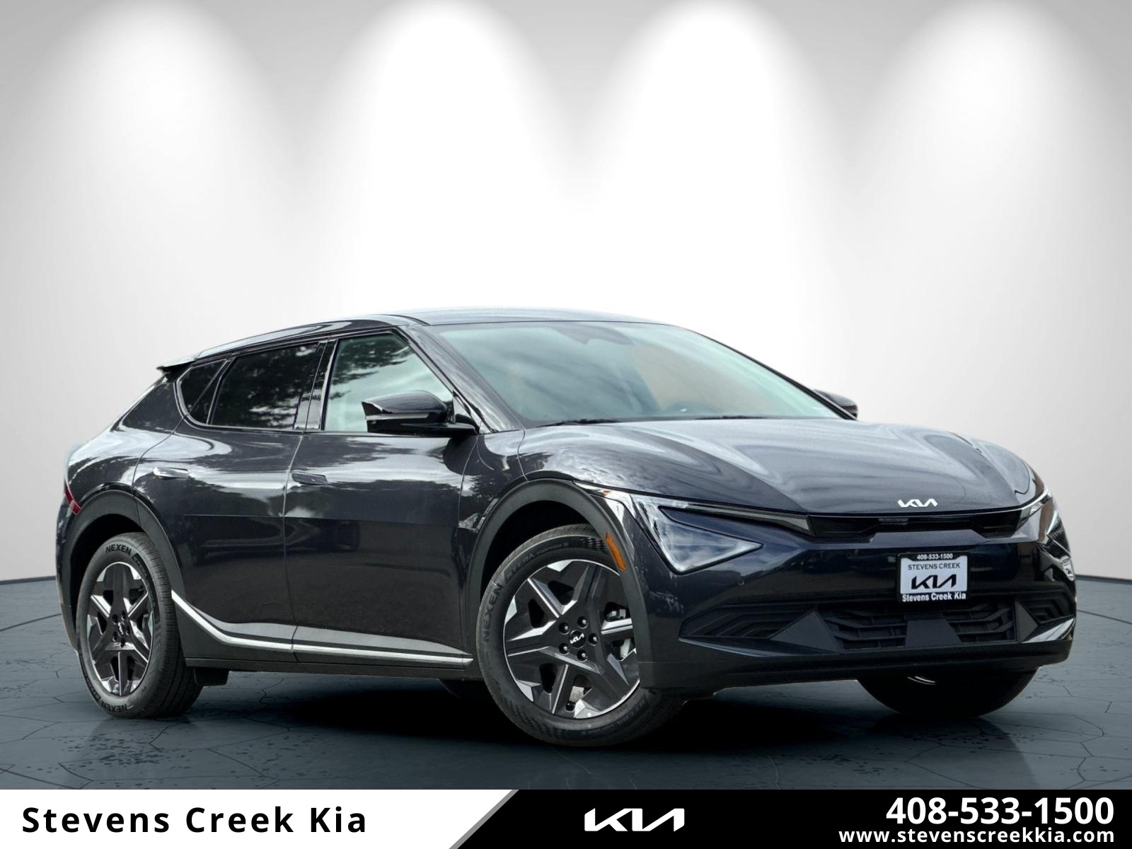 2025 Kia EV6 Light L/R's photo