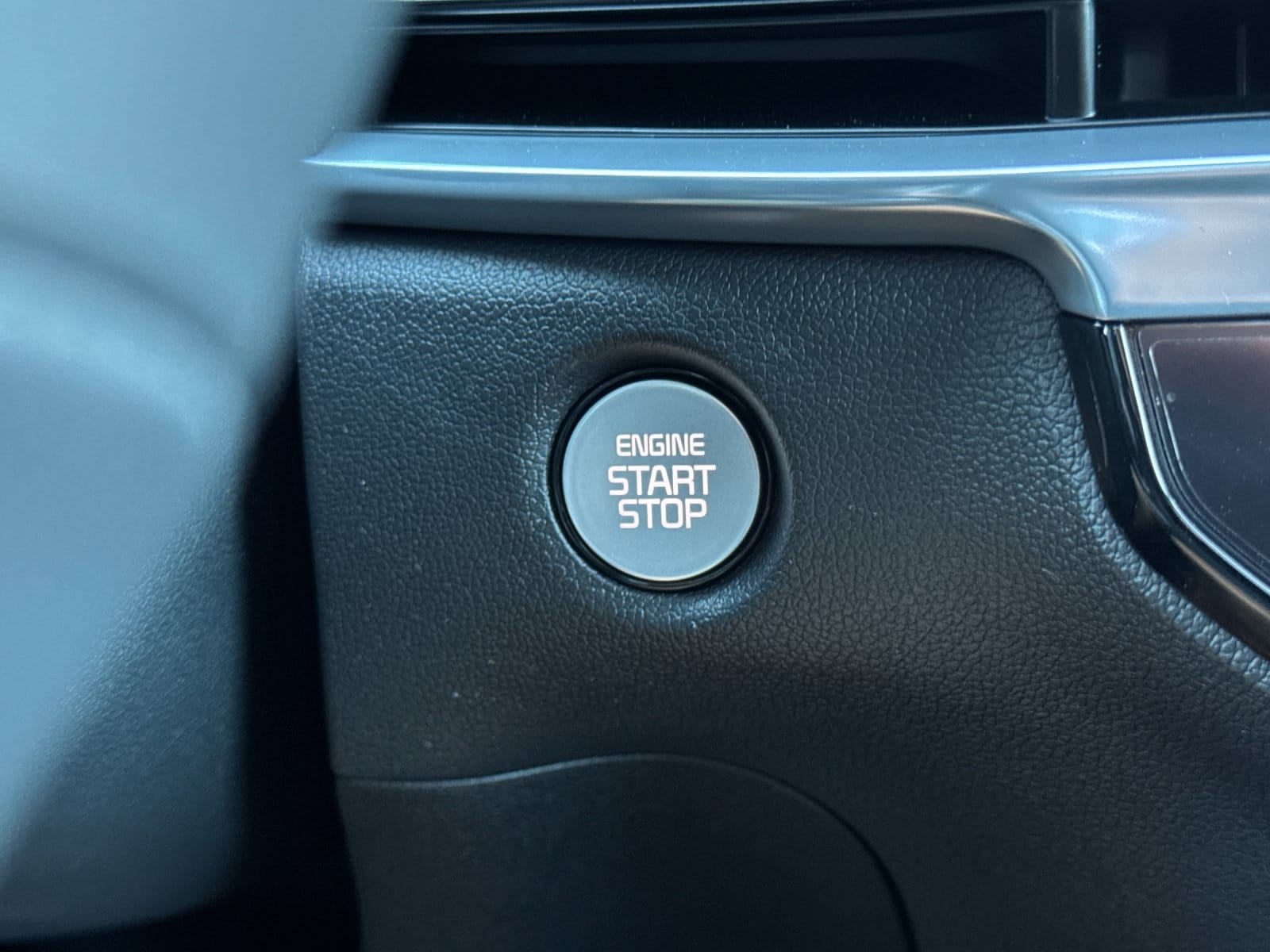 2026 Kia Sorento SX - Photo 24