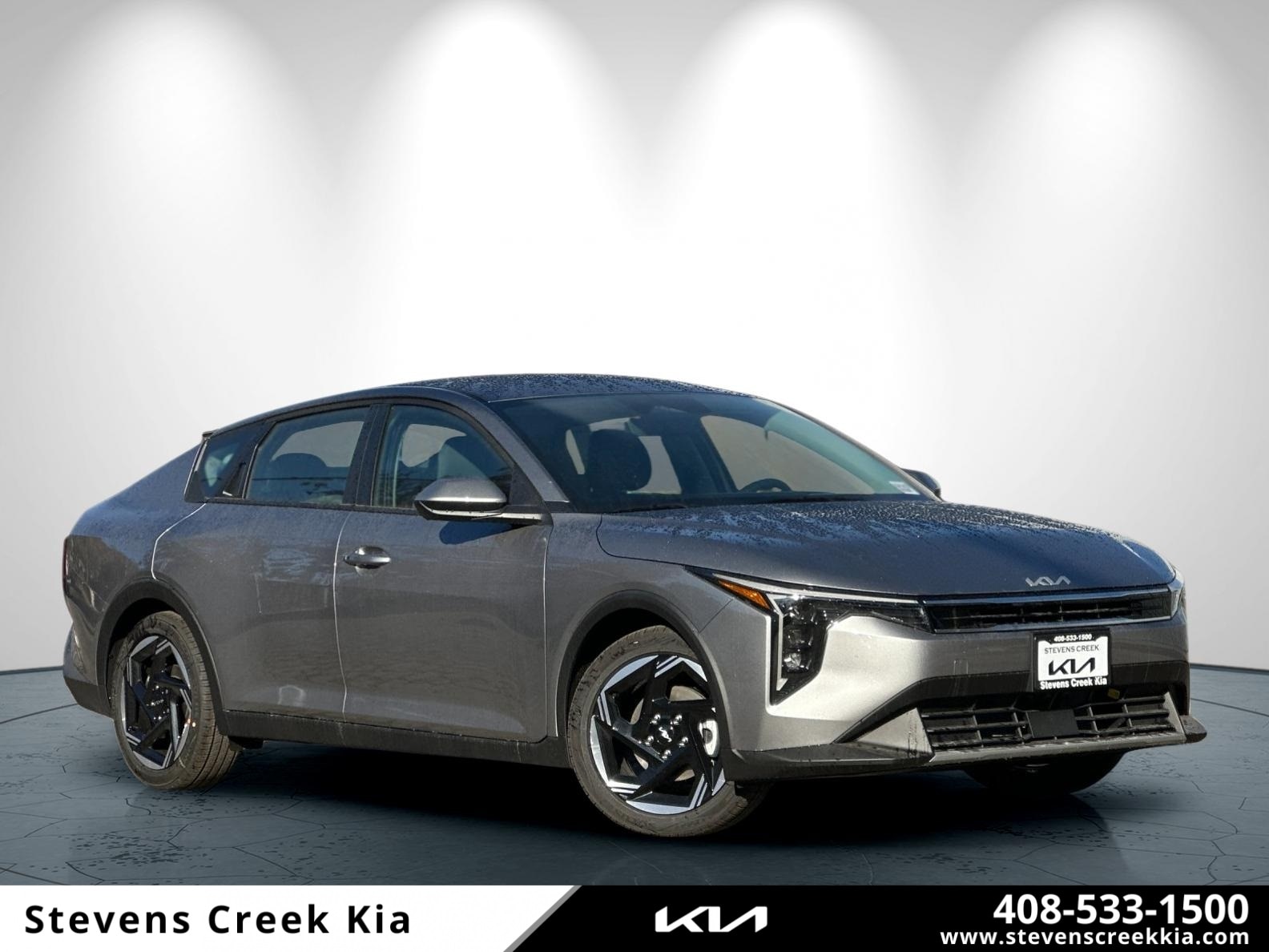 2025 Kia K4 EX's photo