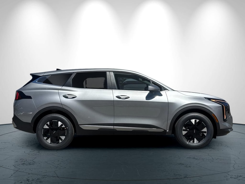 New 2026 Kia Sportage Hybrid LX SUV