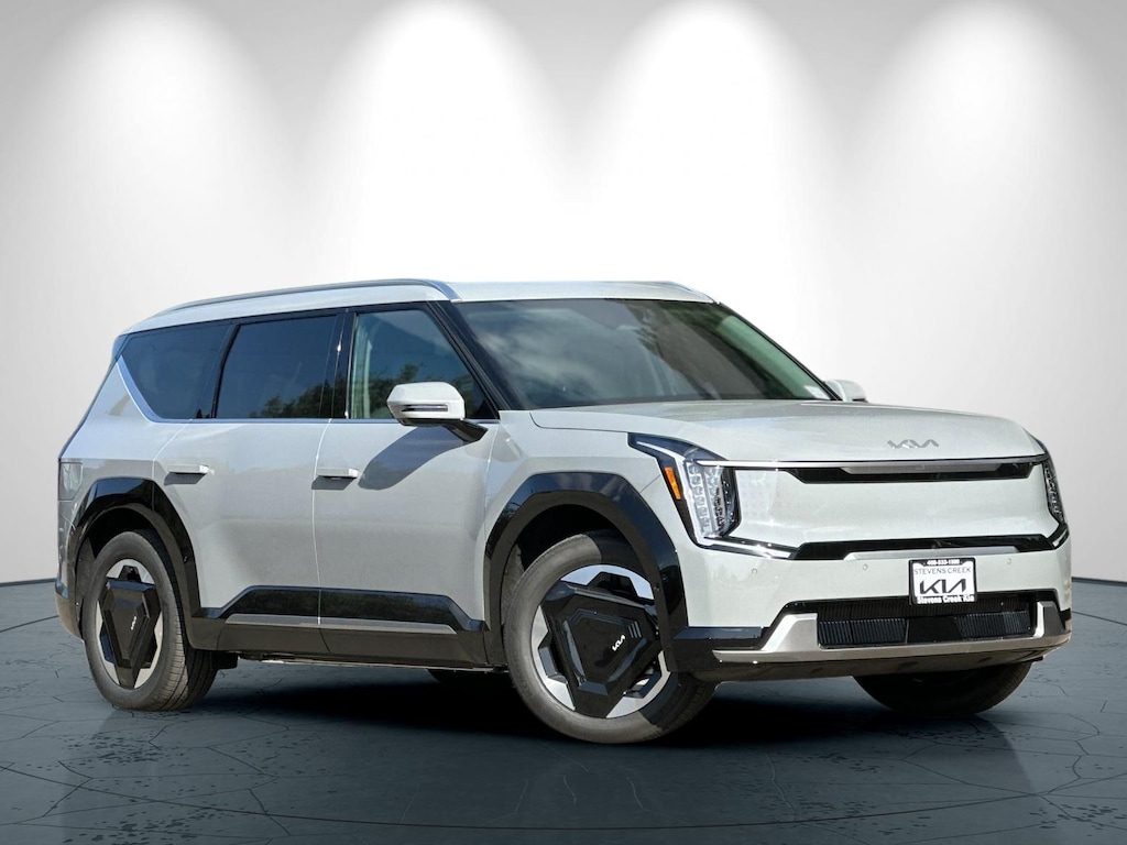 New 2026 Kia EV9 Land SUV