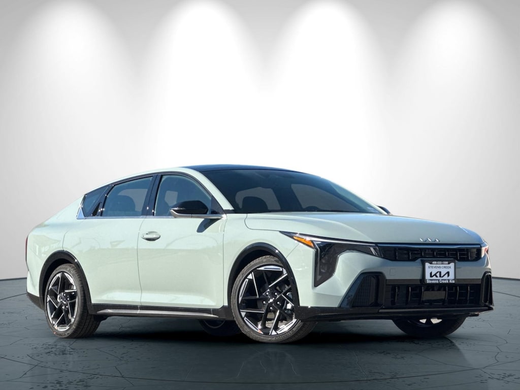 New 2025 Kia K4 GT-Line Sedan