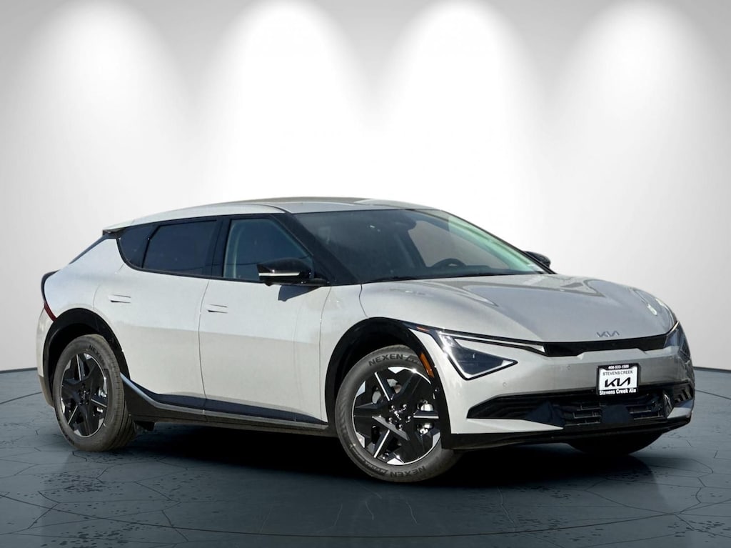 New 2025 Kia EV6 Wind SUV