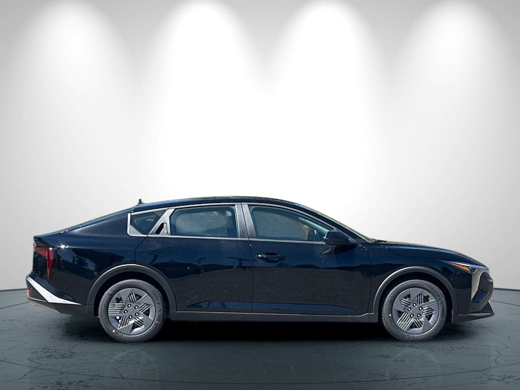New 2026 Kia K4 LX Sedan