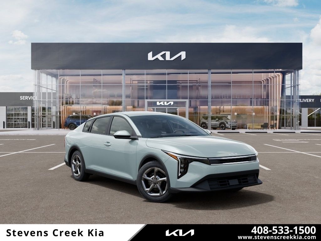 2026 Kia K4 LXS AT's photo