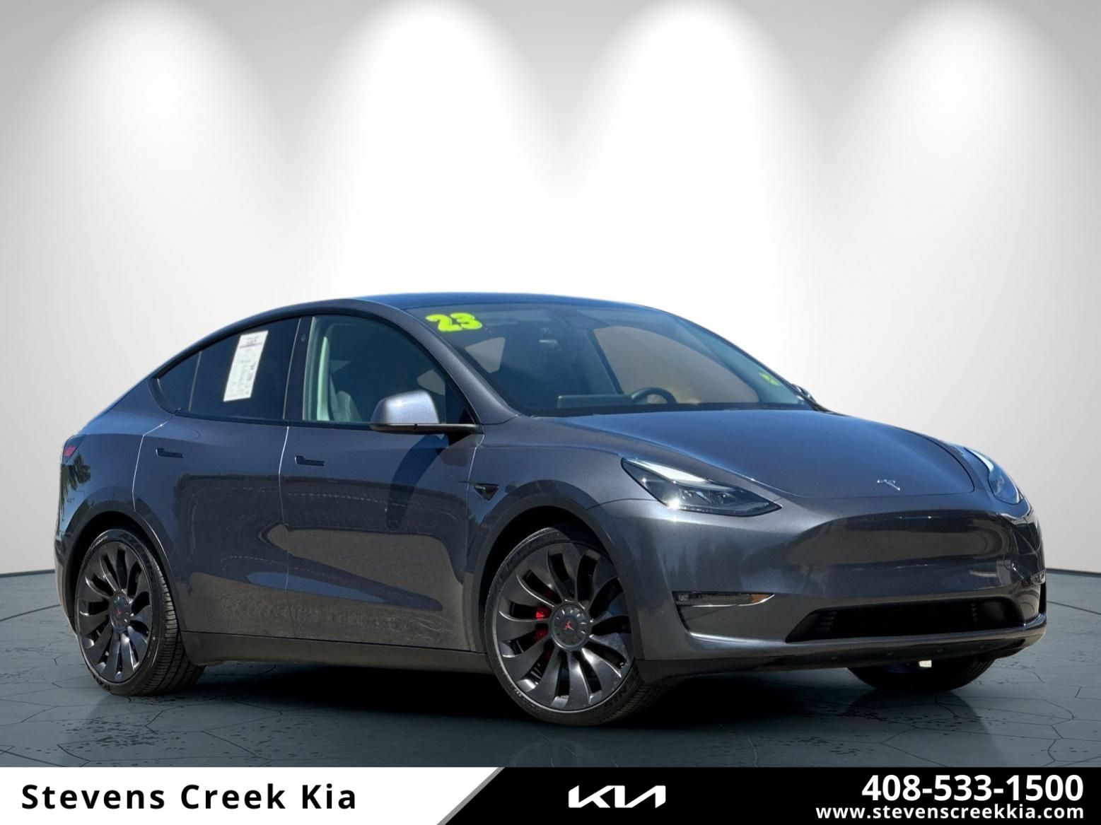 2023 Tesla Model Y Performance Dual Motor All-Wheel Drive's photo