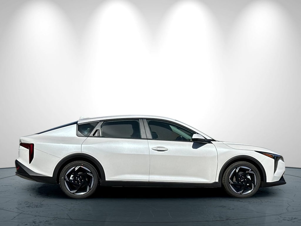 New 2025 Kia K4 EX Sedan
