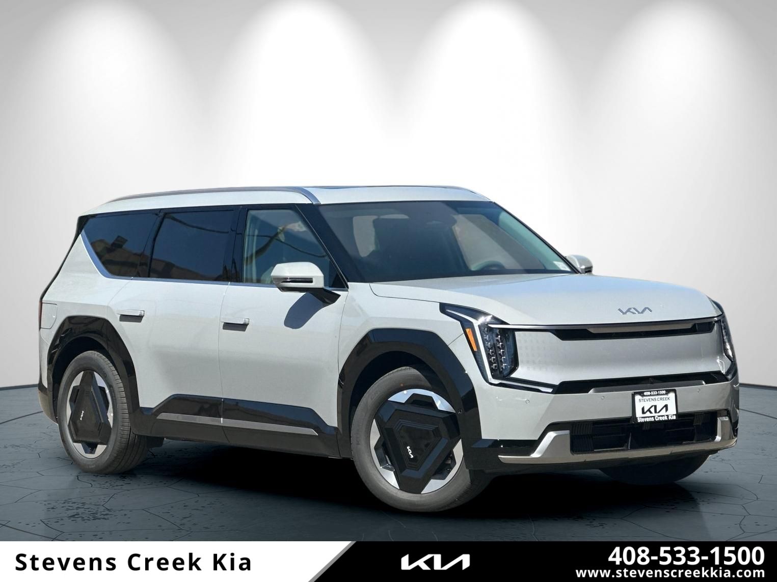 2026 Kia EV9 Land AWD's photo