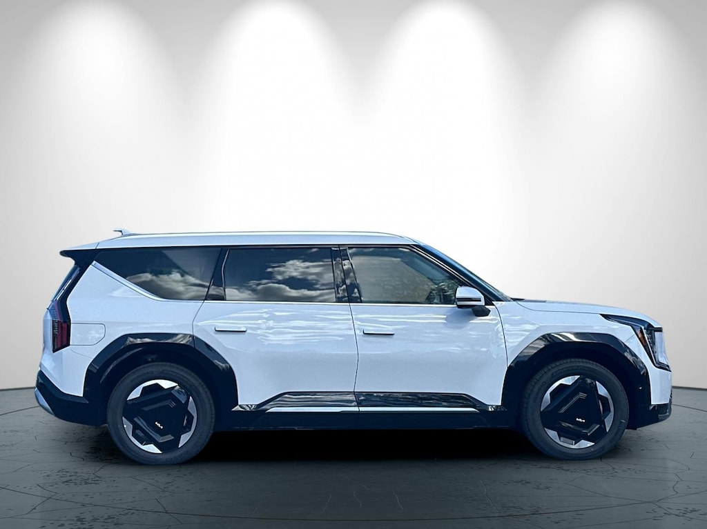 New 2026 Kia EV9 Land SUV