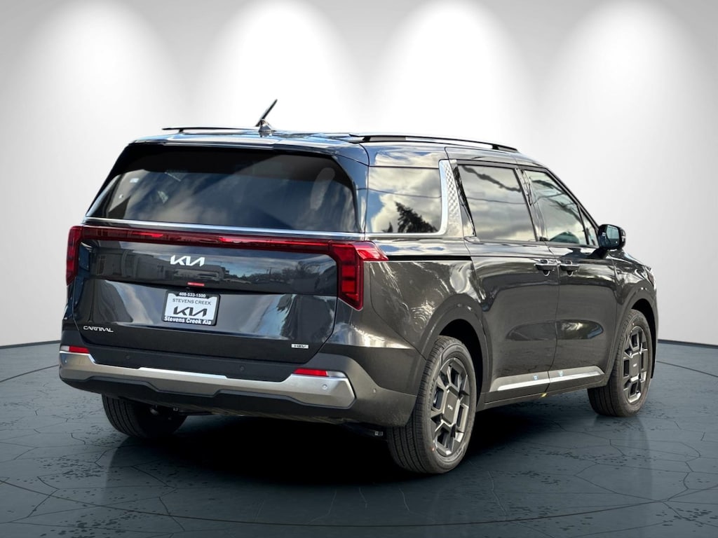 New 2026 Kia Carnival Hybrid SX Minivan/Van