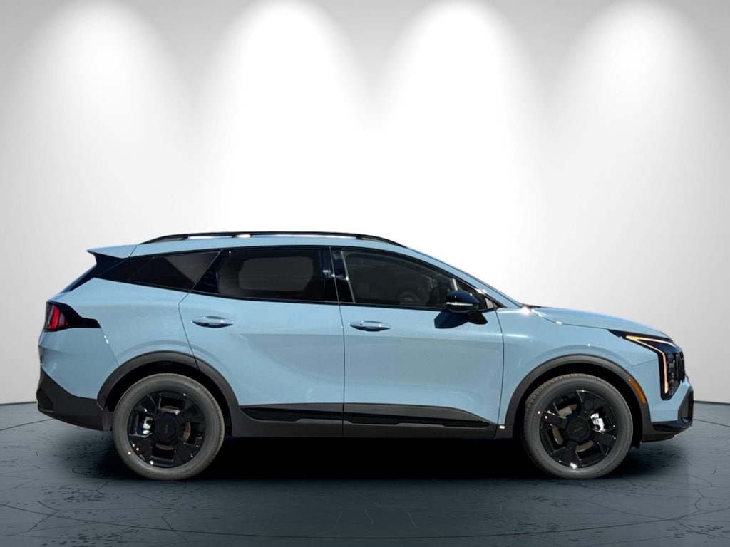 New 2026 Kia Sportage Hybrid X-Line SUV