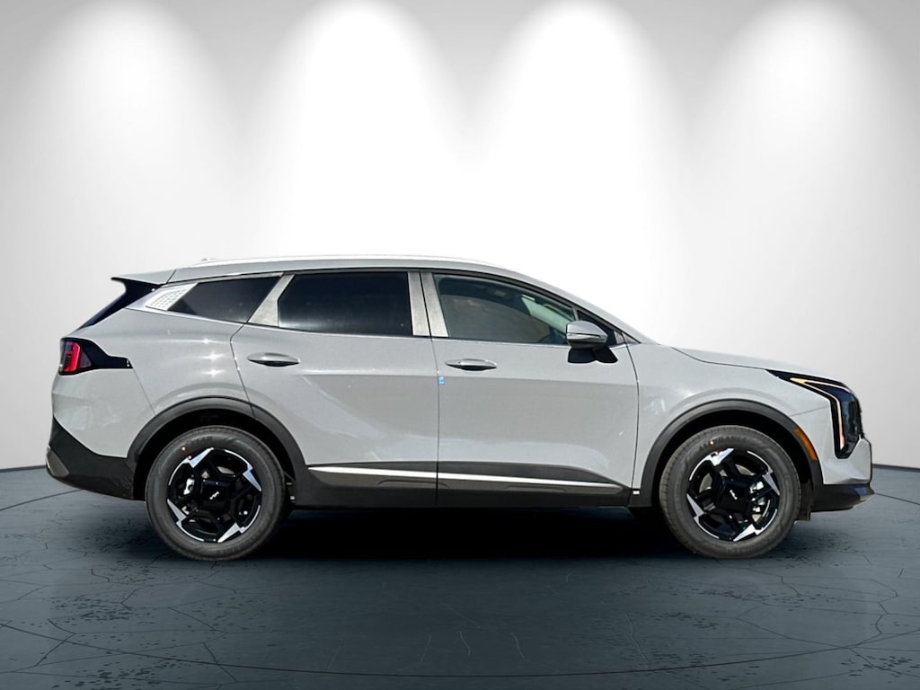 New 2026 Kia Sportage Hybrid EX SUV