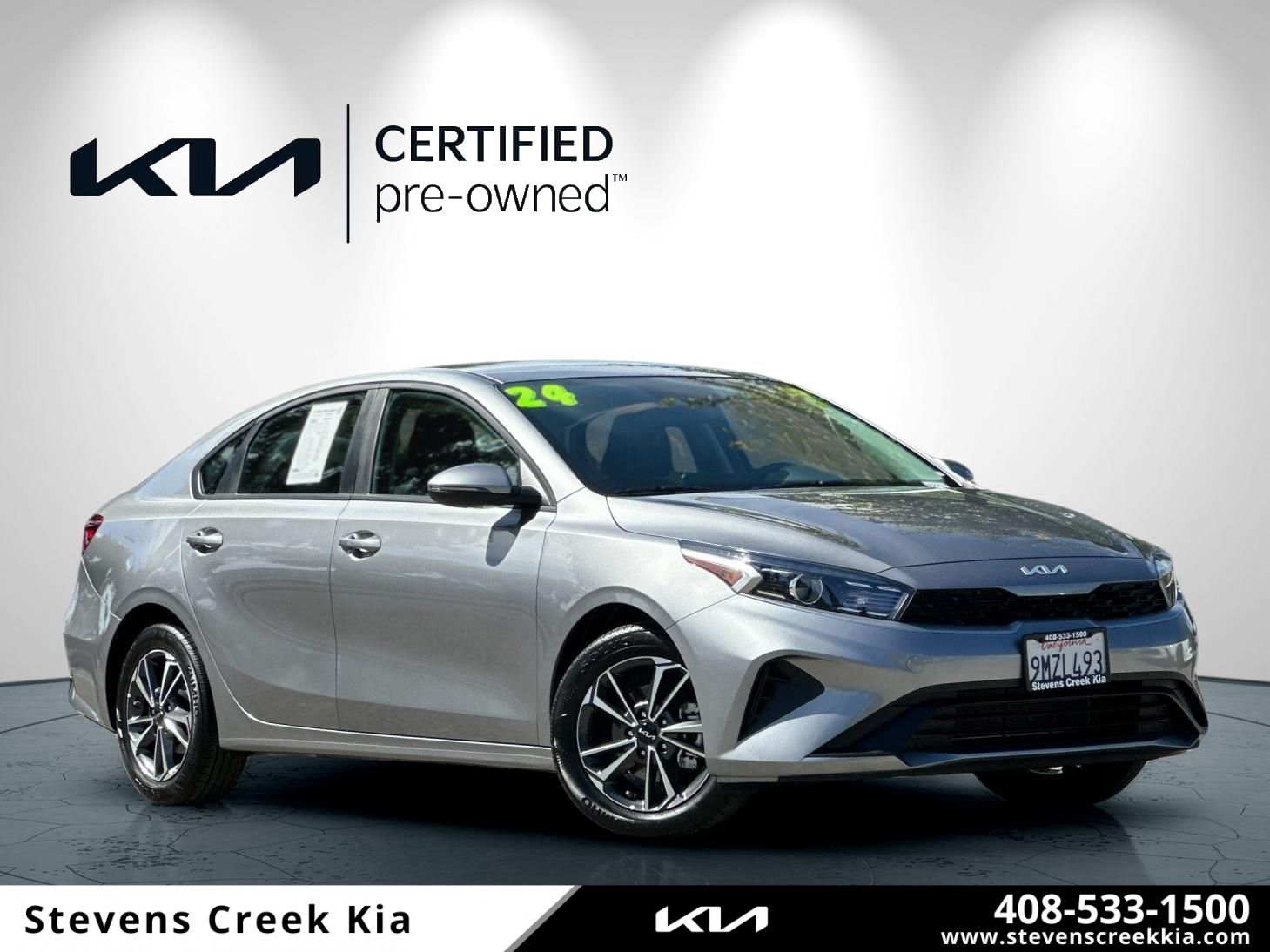 2024 Kia Forte LXS AT's photo