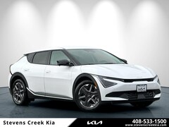 2025 Kia EV6 Light SUV