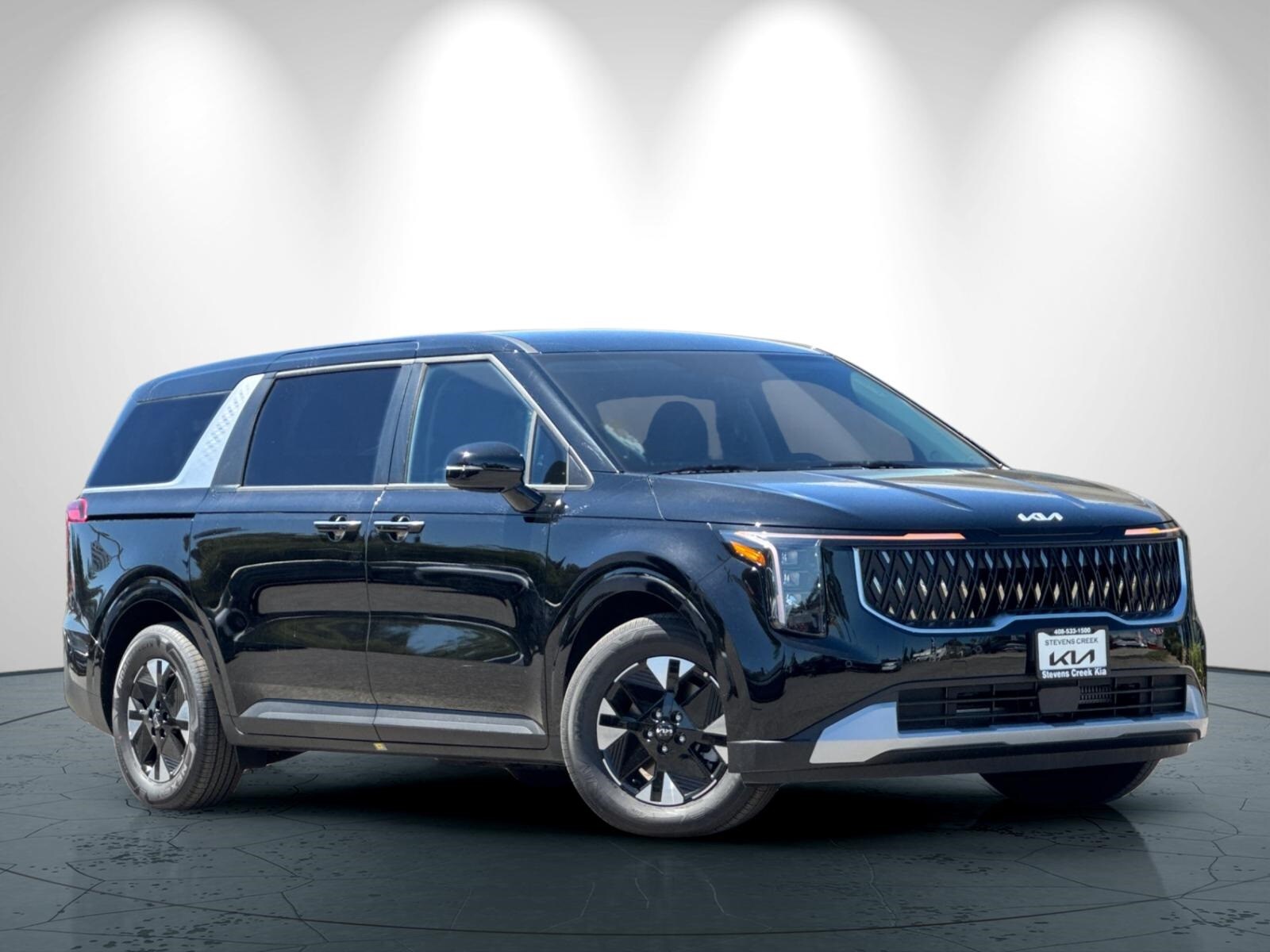2026 Kia Carnival LXS photo 2