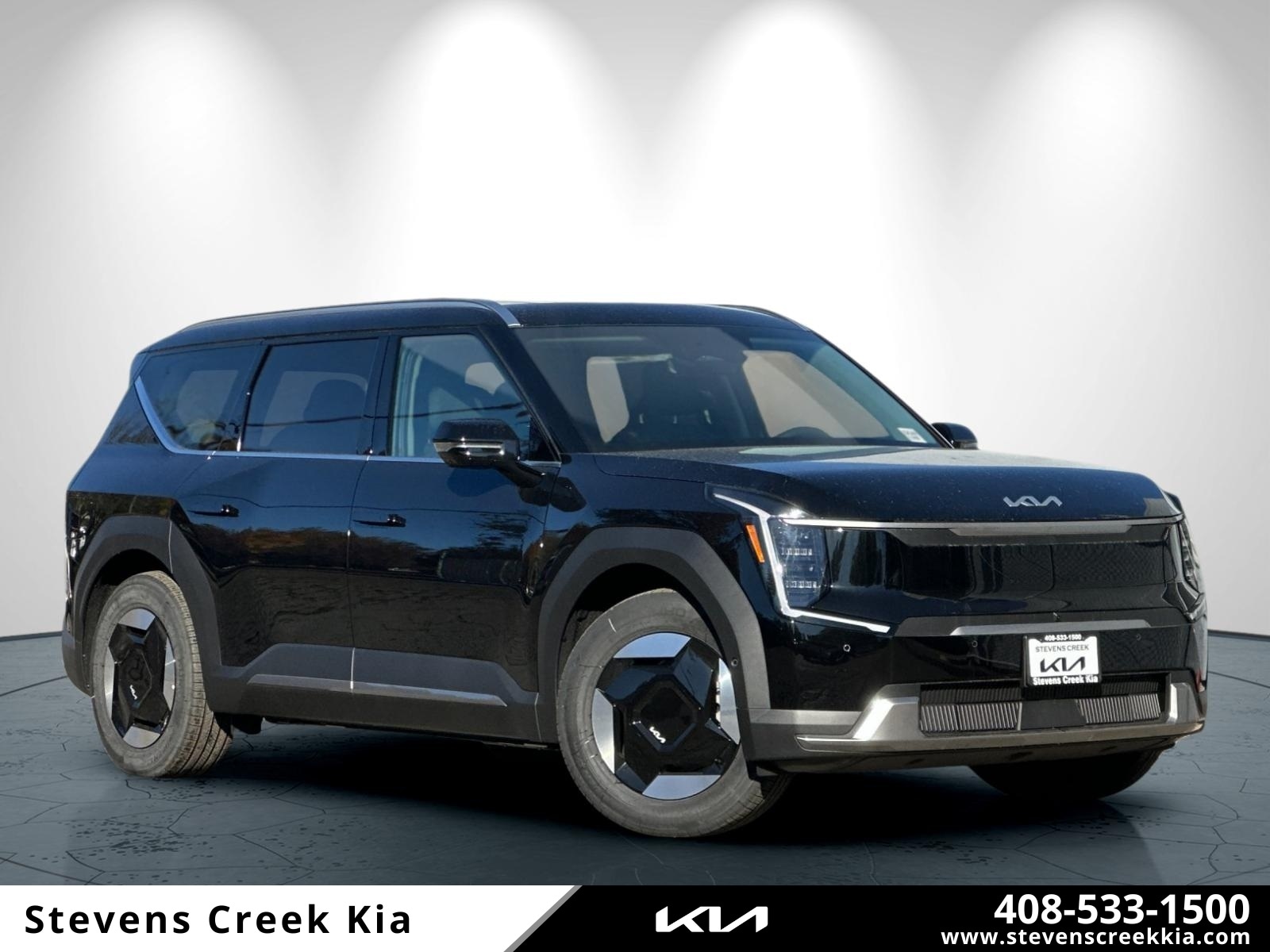 2026 Kia EV9 Wind's photo