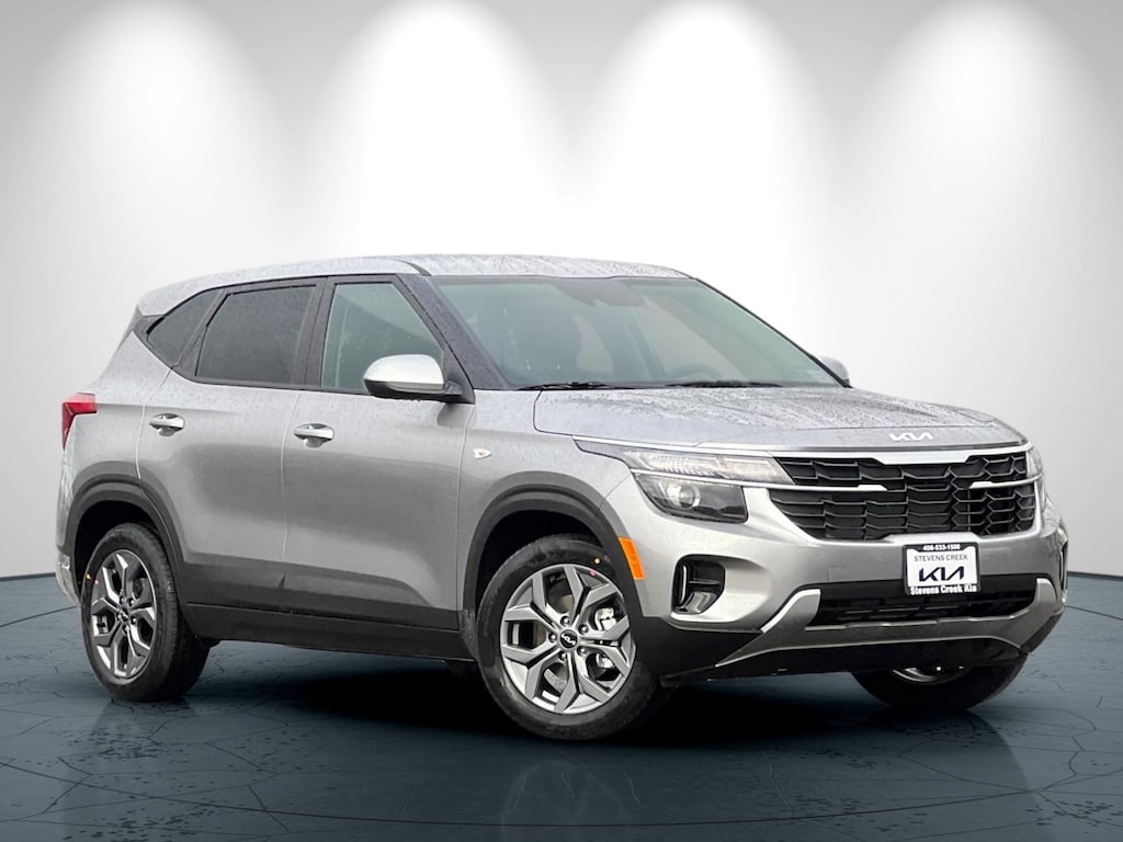 New 2026 Kia Seltos LX SUV