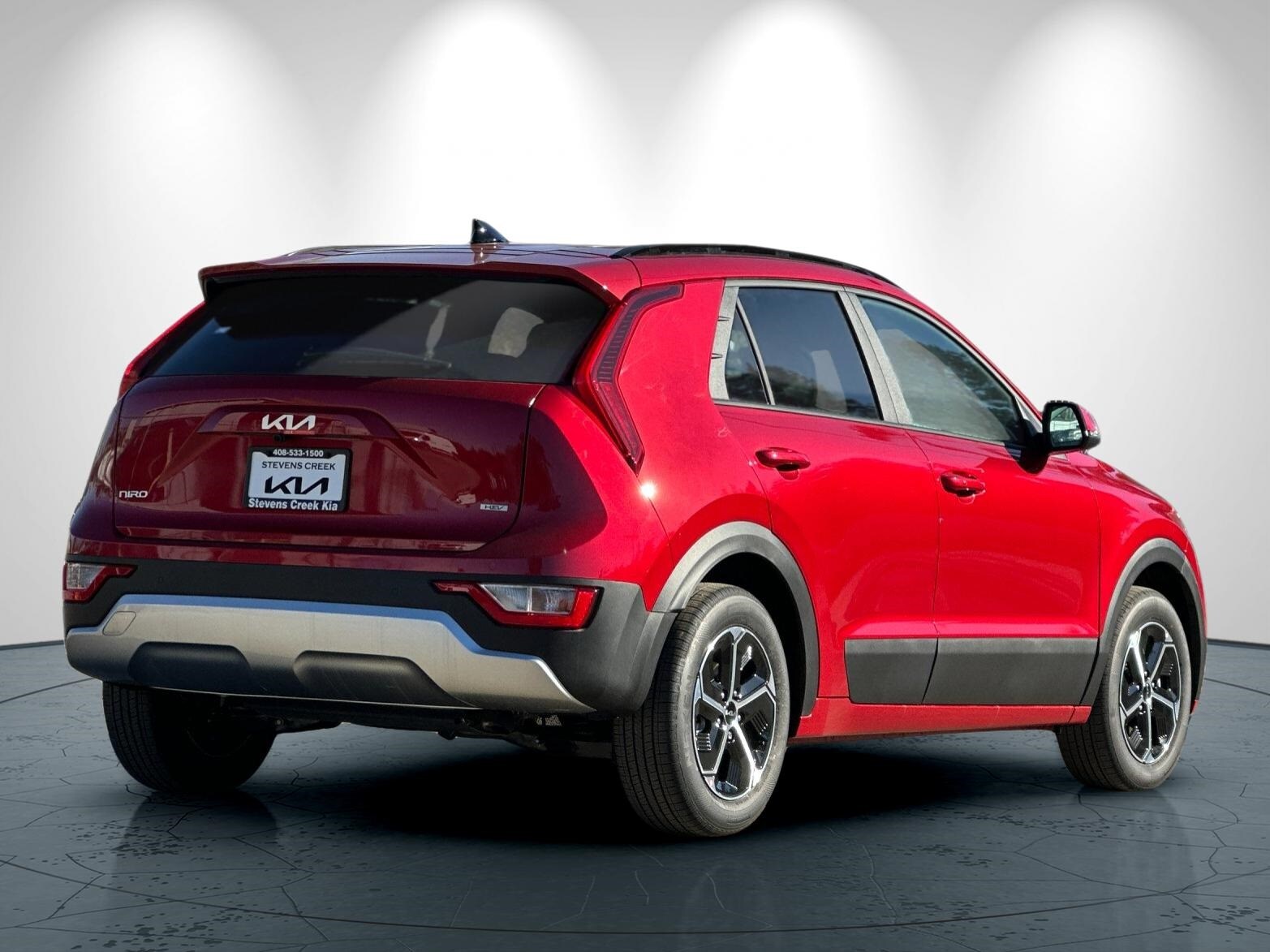 2025 Kia Niro EX Touring photo 4