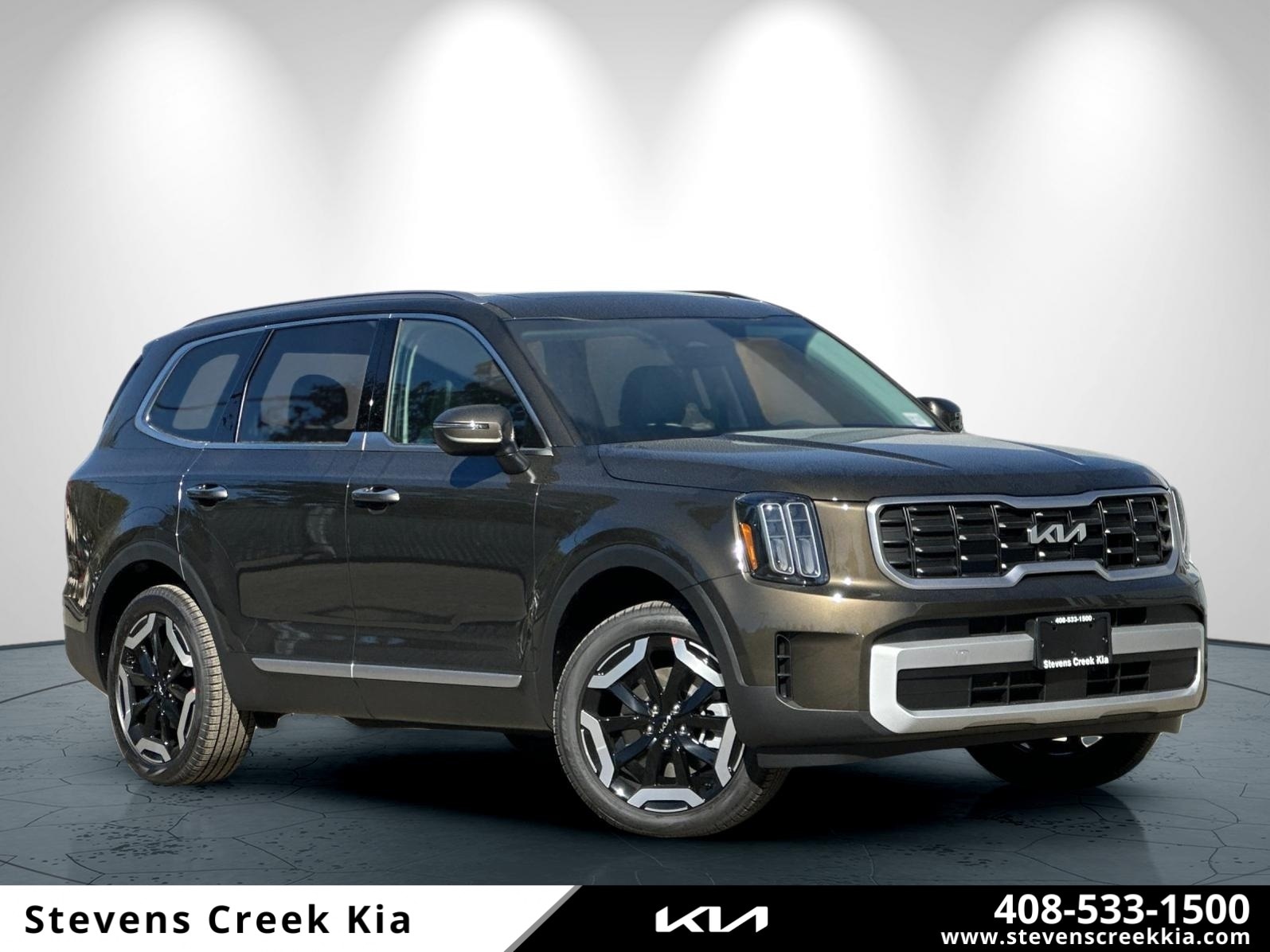 2025 Kia Telluride S's photo