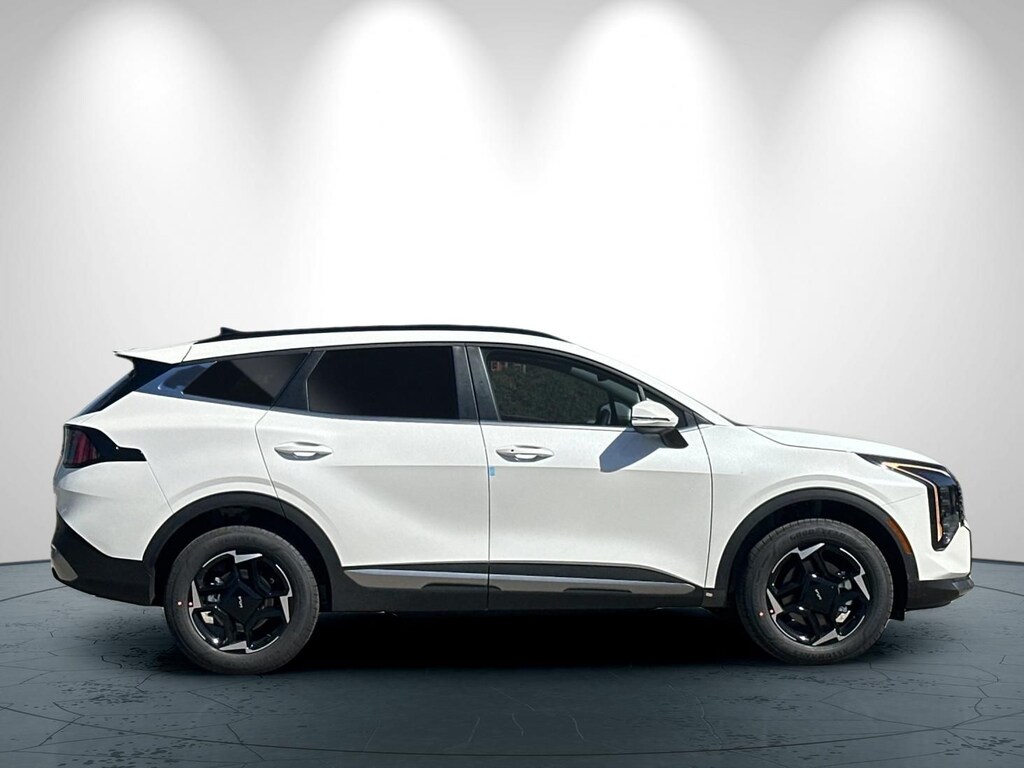 New 2026 Kia Sportage Hybrid EX SUV