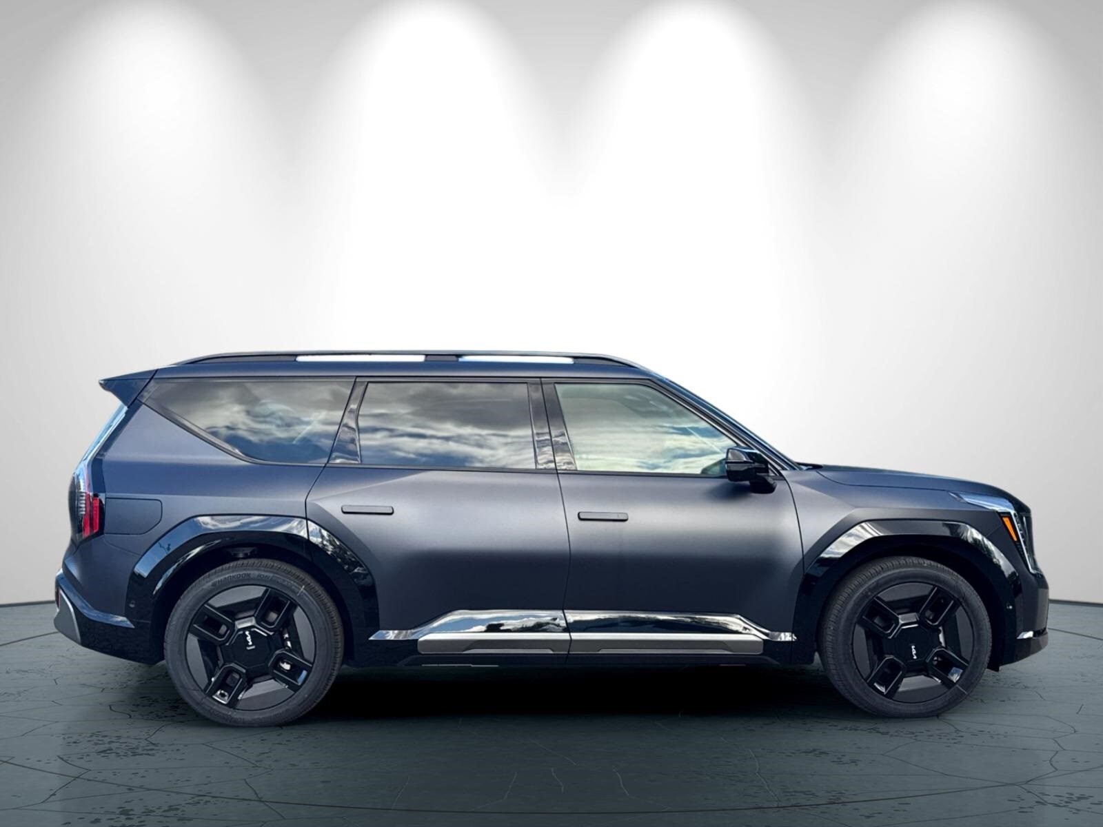 2026 Kia EV9 GT-Line photo 3